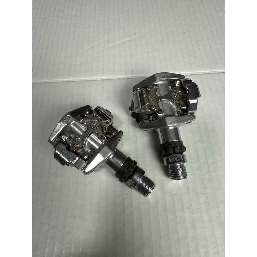 Shimano Deore XT PD-M747 Clipless Mountain Bike Pedal Set 2-Bolt Touring Road